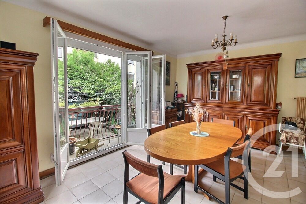 Maison 6 pièces 175 m² · à Montluel · 175 m² · 315 000 €