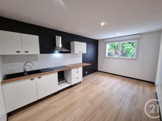  Maison à louer 5 pièces 139 m²