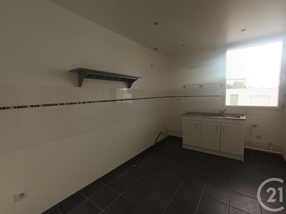 location Appartement - 2 pièce(s) - 82 m² Calais (62100)