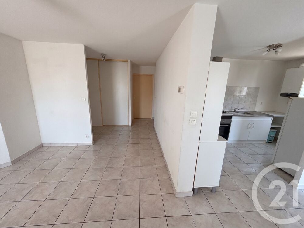 CENTURY 21 CHAPRAIS IMMOBILIER à Besançon vous propose :....