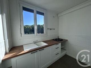 Appartement à louer 3 pièces 49 m²