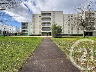 Appartement 5 pièces 88 m² · à Sochaux · 88 m² · 74 990 €
