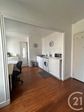  Appartement à louer 1 pièce 21 m²