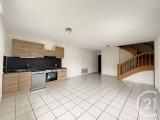  Maison à louer 4 pièces 93 m²