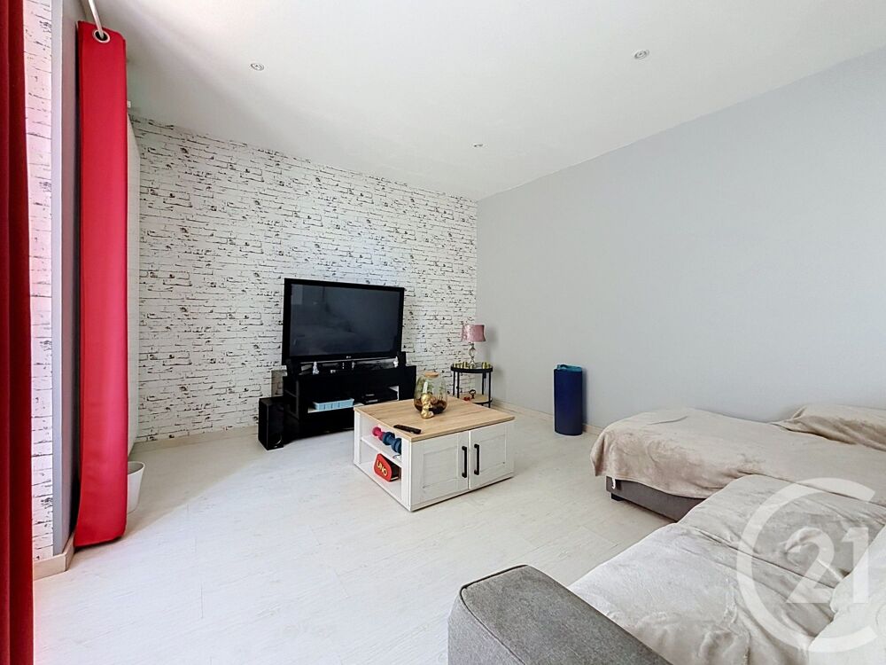 vente Maison - 4 pièce(s) - 116 m² Chantelle (03140)