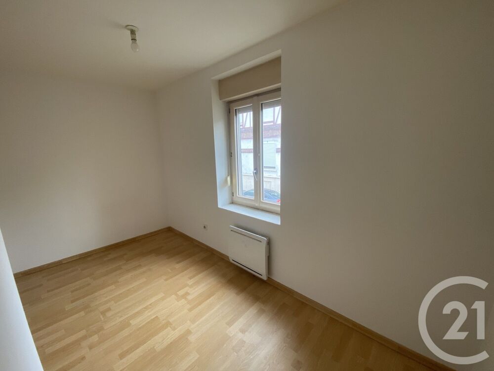 location Appartement - 2 pièce(s) - 48 m² Saint-Quentin (02100)