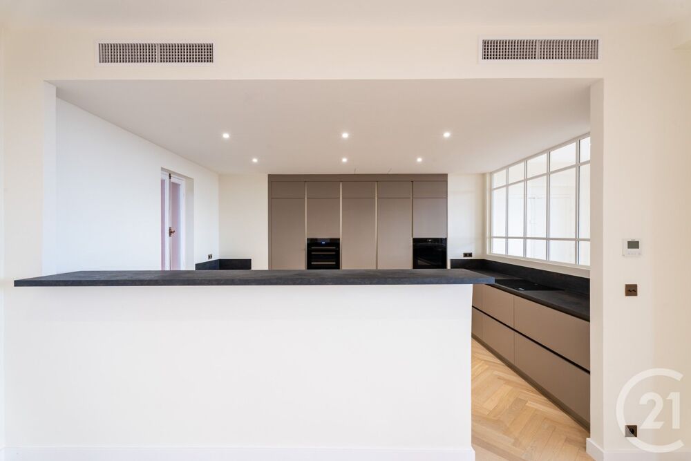 Exceptionnel appartement de 190 m² offrant une vue mer p....