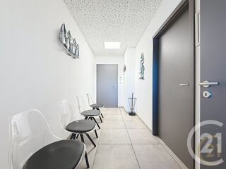  Appartement à louer 2 pièces 42 m²