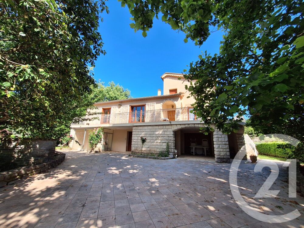 Maison 6 pièces 324 m² · à Ales · 324 m² · 235 000 €