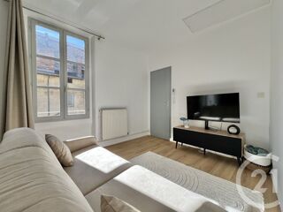  Appartement à louer 2 pièces 41 m²