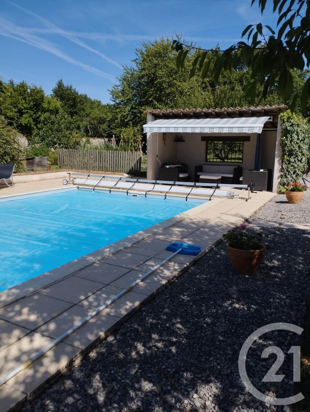 vente Maison - 8 pièce(s) - 657 m² Loubillé (79110)