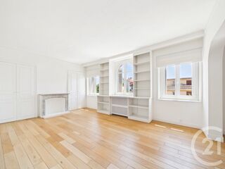  Appartement à vendre 6 pièces 179 m²
