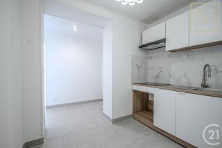  Appartement à louer 3 pièces 38 m²