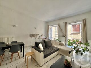  Appartement à louer 3 pièces 64 m²