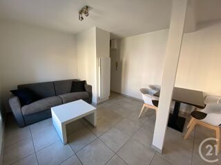  Appartement à louer 1 pièce 25 m²