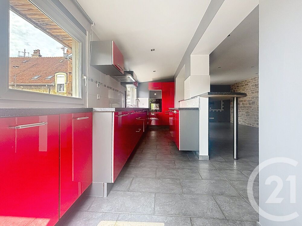 location Appartement - 4 pièce(s) - 167 m² Vesoul (70000)