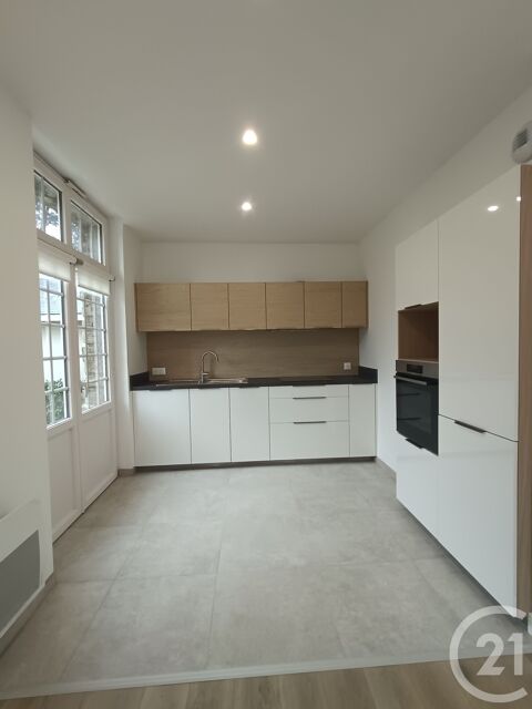  Appartement � louer 3 pi�ces 93 m�