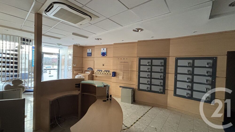vente Maison - 15 + pièce(s) - 211 m² Saint-Quentin (02100)
