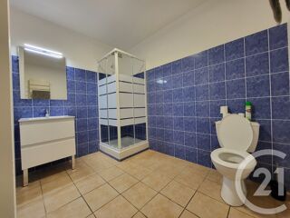  Appartement à louer 2 pièces 53 m²