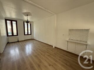  Maison à louer 4 pièces 131 m²