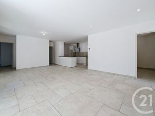  Maison à louer 4 pièces 148 m²