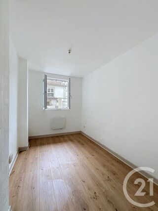  Appartement à louer 2 pièces 59 m²
