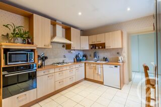  Maison � vendre 5 pi�ces 233 m�