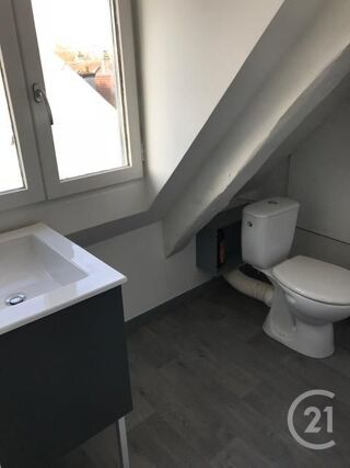  Appartement à louer 2 pièces 40 m²
