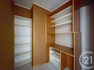  Appartement à louer 4 pièces 63 m²