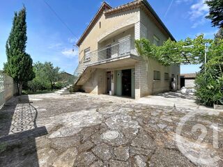  Maison à vendre 8 pièces 205 m²