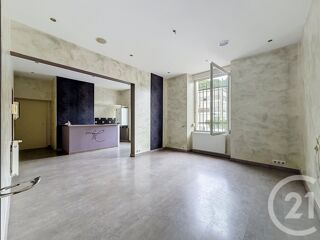  Appartement à louer 4 pièces 71 m²