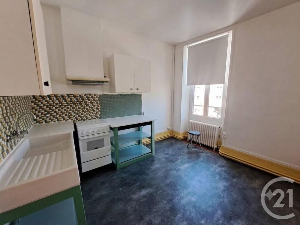 vente Immeuble - 113 m² Puiseaux (45390)