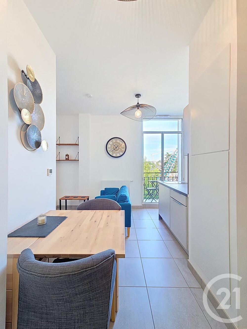 Un écrin réhabilité avec balcons, au c½ur de Tours <....