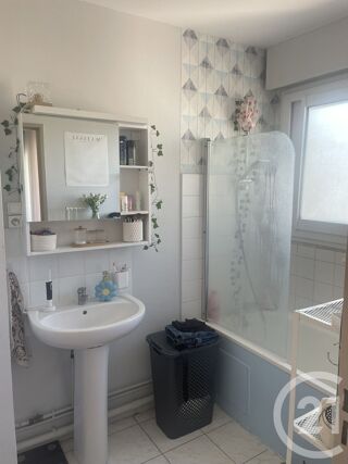  Appartement � louer 2 pi�ces 44 m� Joue les tours