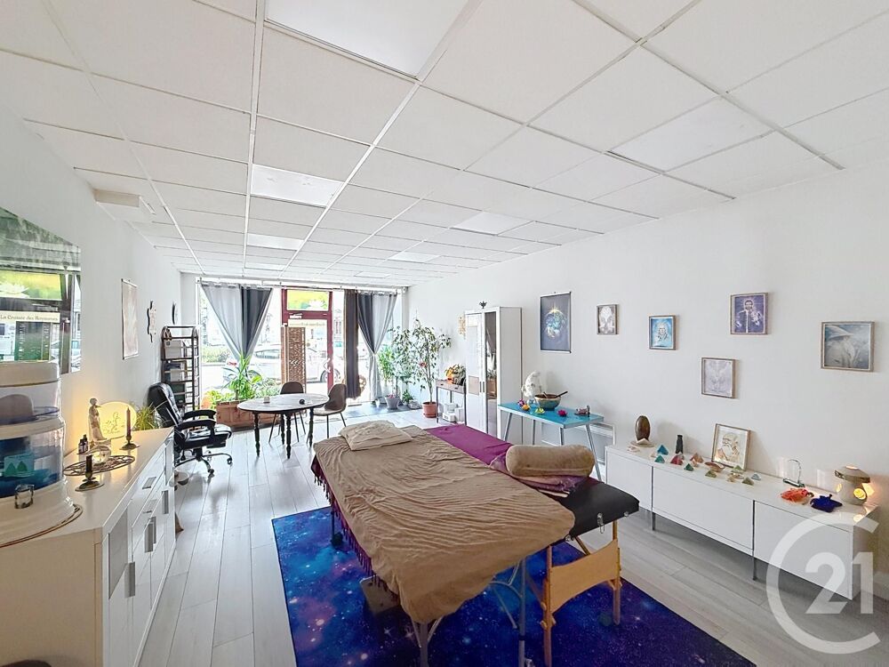 CENTURY 21 GSM IMMO vous propose ce local de 46,40m² sur....