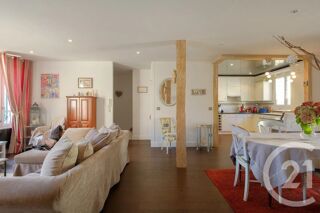  Appartement à louer 5 pièces 140 m²