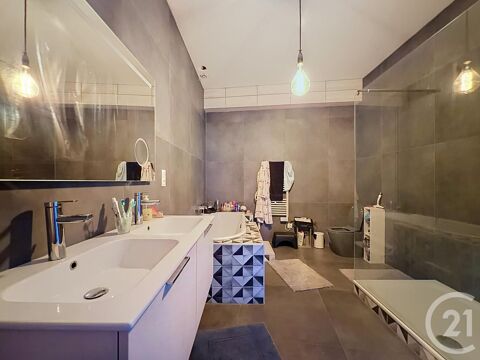  Appartement à vendre 7 pièces 328 m²