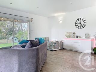  Maison � vendre 5 pi�ces 250 m�