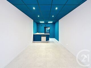  Appartement à louer 2 pièces 53 m²