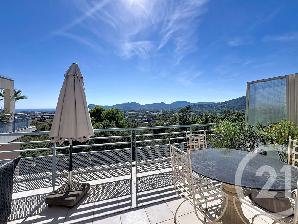 APPARTEMENT FAMILIALE 5P VUE MER Dans une très ....