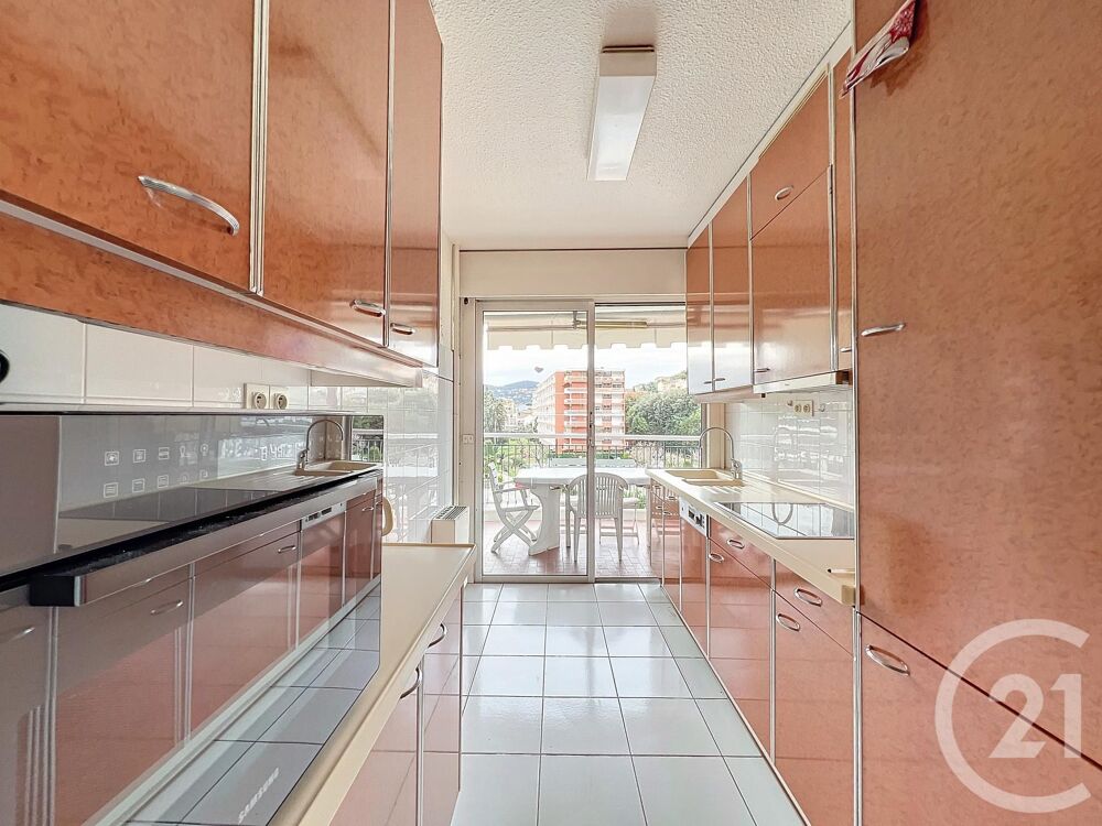 location Appartement - 2 pièce(s) - 49 m² Mandelieu-la-Napoule (06210)