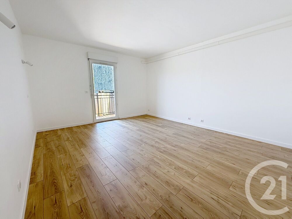 location Appartement - 3 pièce(s) - 97 m² Saint-Girons (09200)
