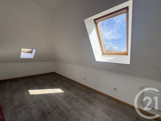 location Appartement - 1 pièce(s) - 11 m² Saint-Quentin (02100)