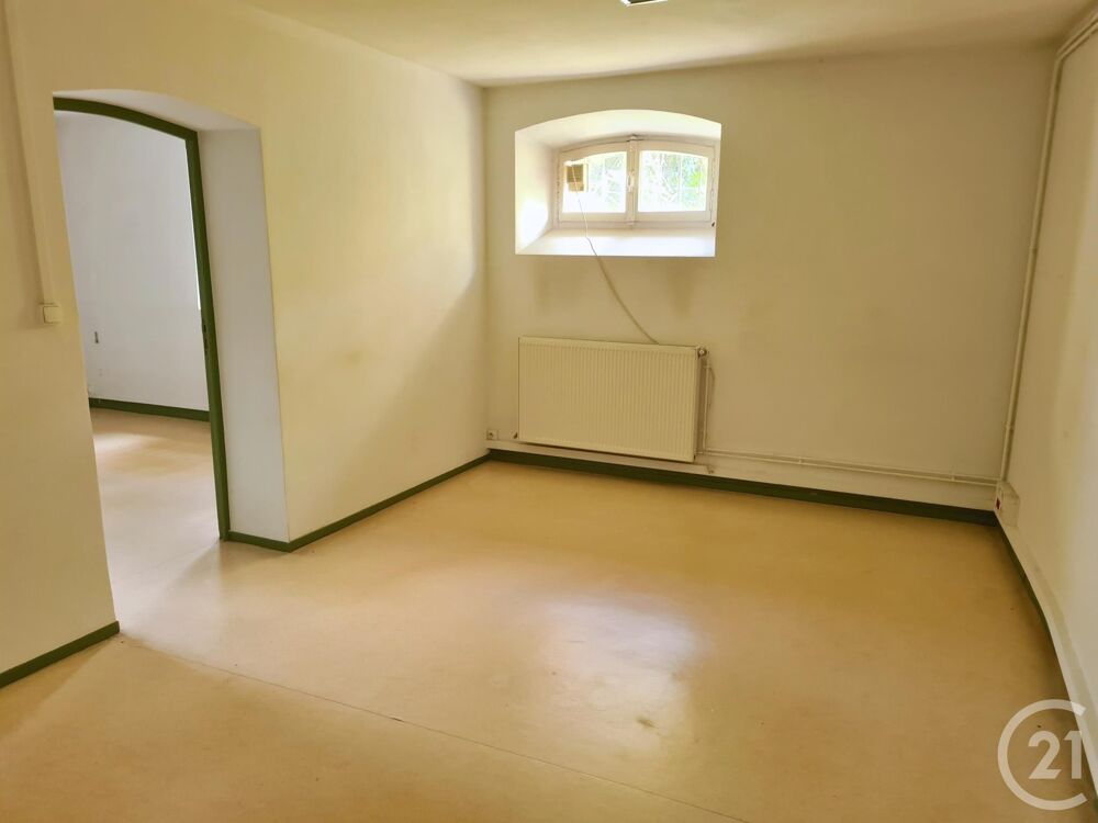 À VENDRE Local professionnel de 86 m² loué Sit....