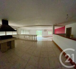  Maison � vendre 5 pi�ces 220 m�