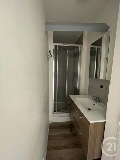  Appartement � louer 2 pi�ces 56 m�