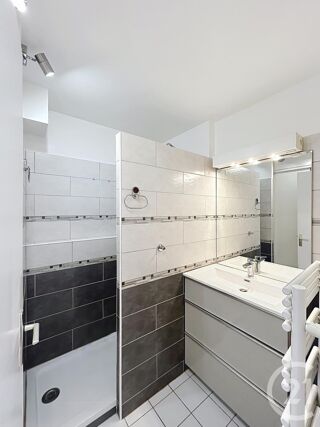  Appartement � vendre 4 pi�ces 93 m�
