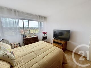  Appartement à vendre 4 pièces 83 m²