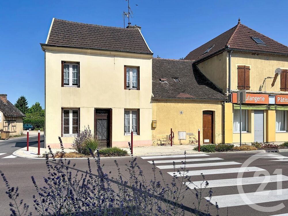 Découvrez cette maison située dans le bourg de BEY à qu....
