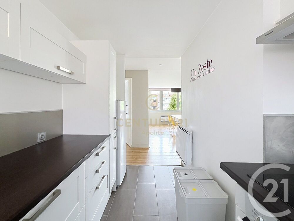 location Appartement - 3 pièce(s) - 72 m² La Madeleine (59110)